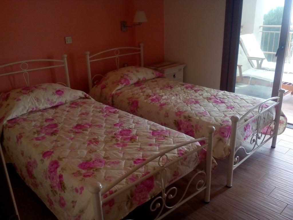 Longós Villa Androniki מראה חיצוני תמונה